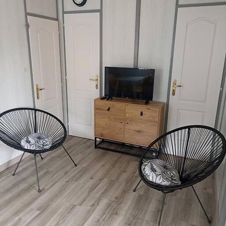 Chalet 4 Personnes Au Calme Lejlighed Sulniac Eksteriør billede